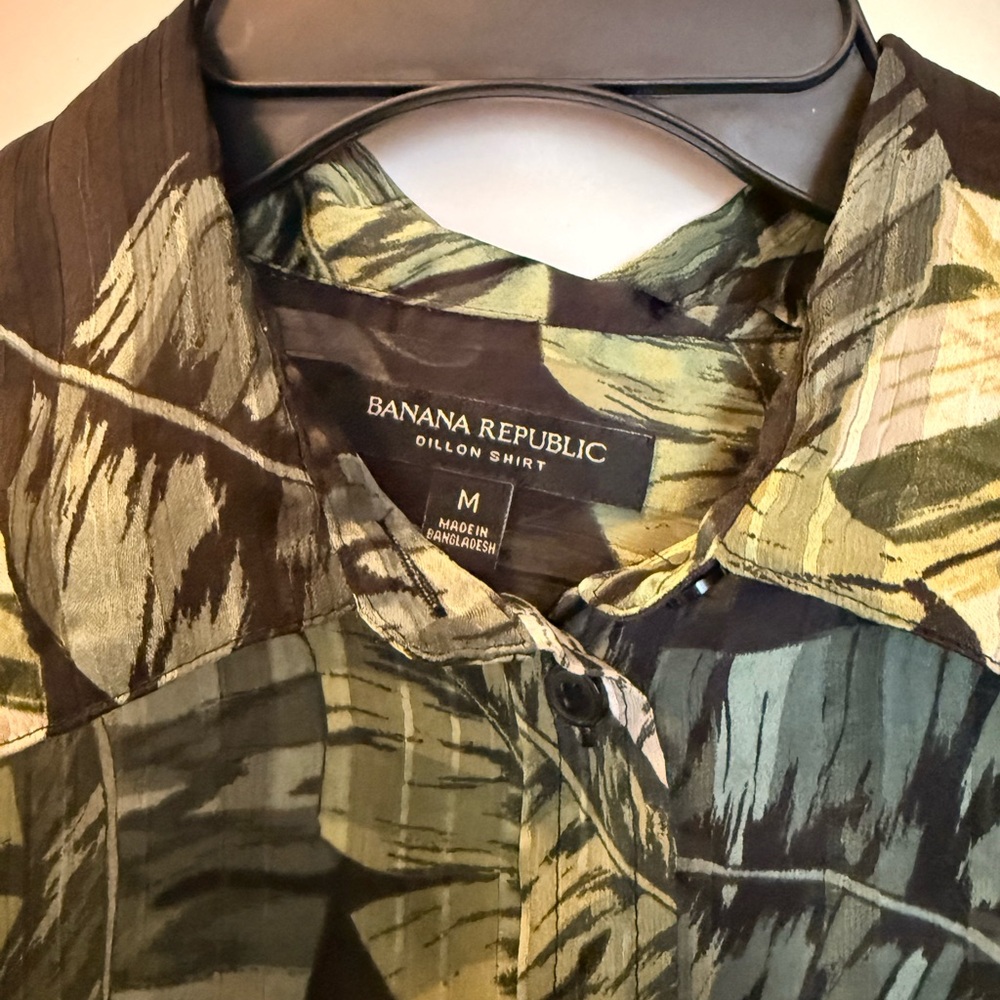 Banana Republic Multicolor Leaf Pattern Shirt - image 4